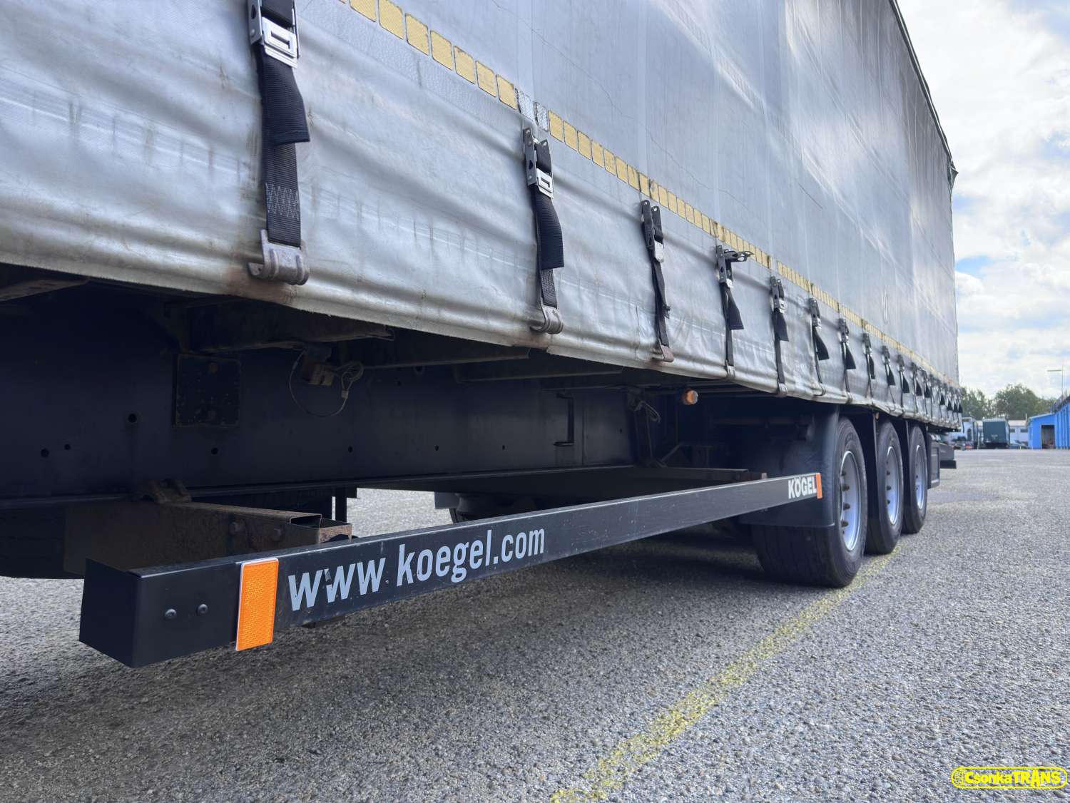 KÖGEL SN 24-1, Lift Roof, Lift Axle, Spare Tyre 2x, Holder 2x - 27