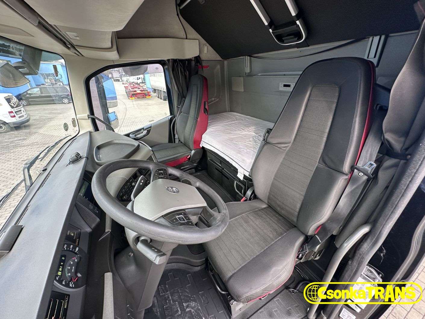 VOLVO FH500, MEGA, XXL, Park A.C, Tank 900 L, - 9