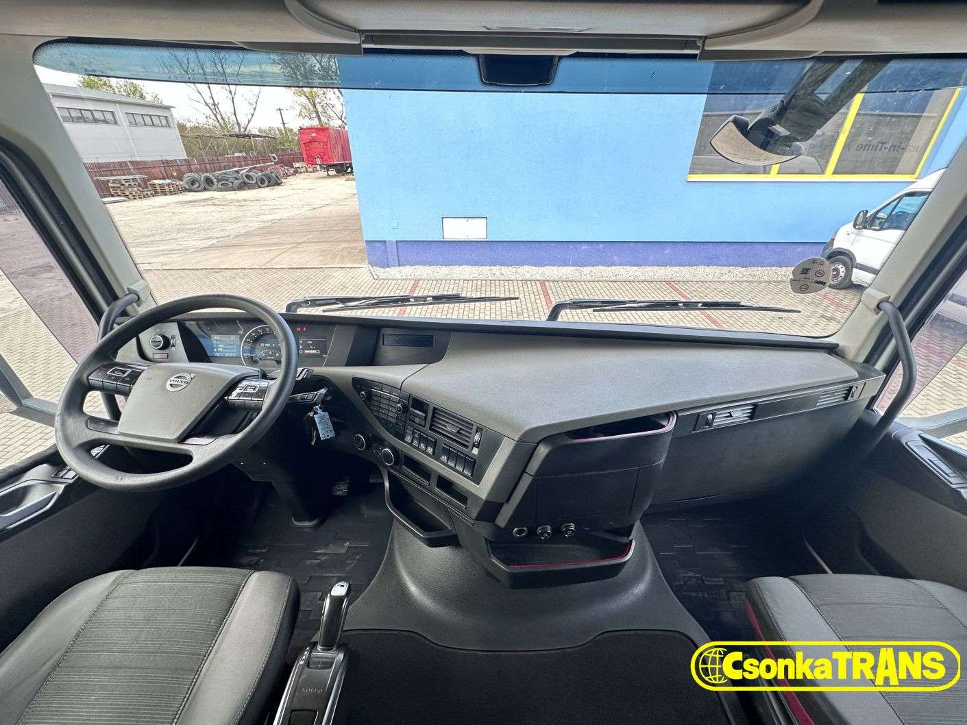 VOLVO FH460, STANDARD. Hydraulics, Park A.C. - 16
