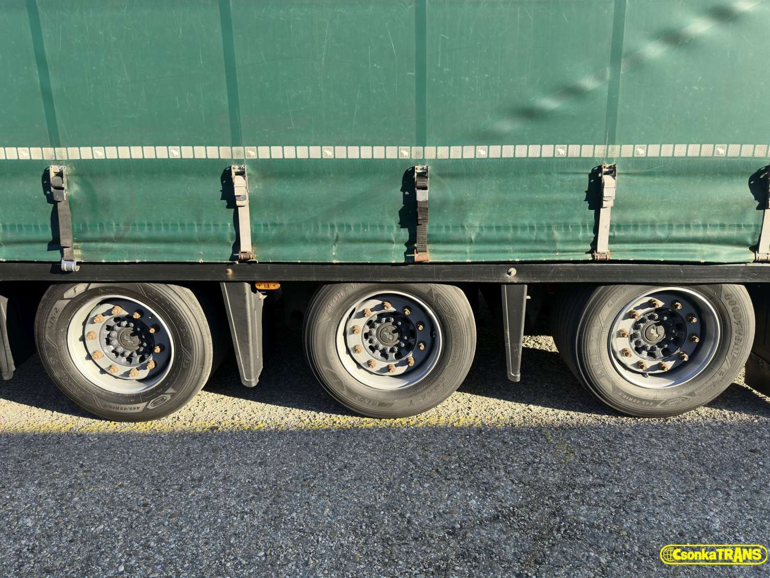 SCHMITZ Cargobull SCB S3T MEGA  LIFT ROOF AND AXLE - 18