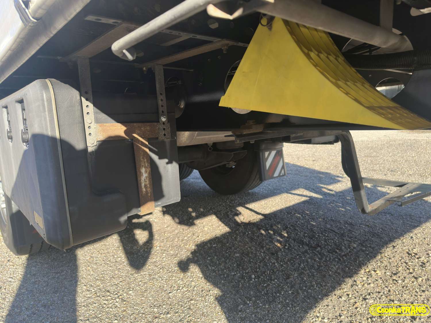 SCHWARZMÜLLER J-SERIE, STANDARD ,Lift Axle, Ultralight 5490 KG - 25